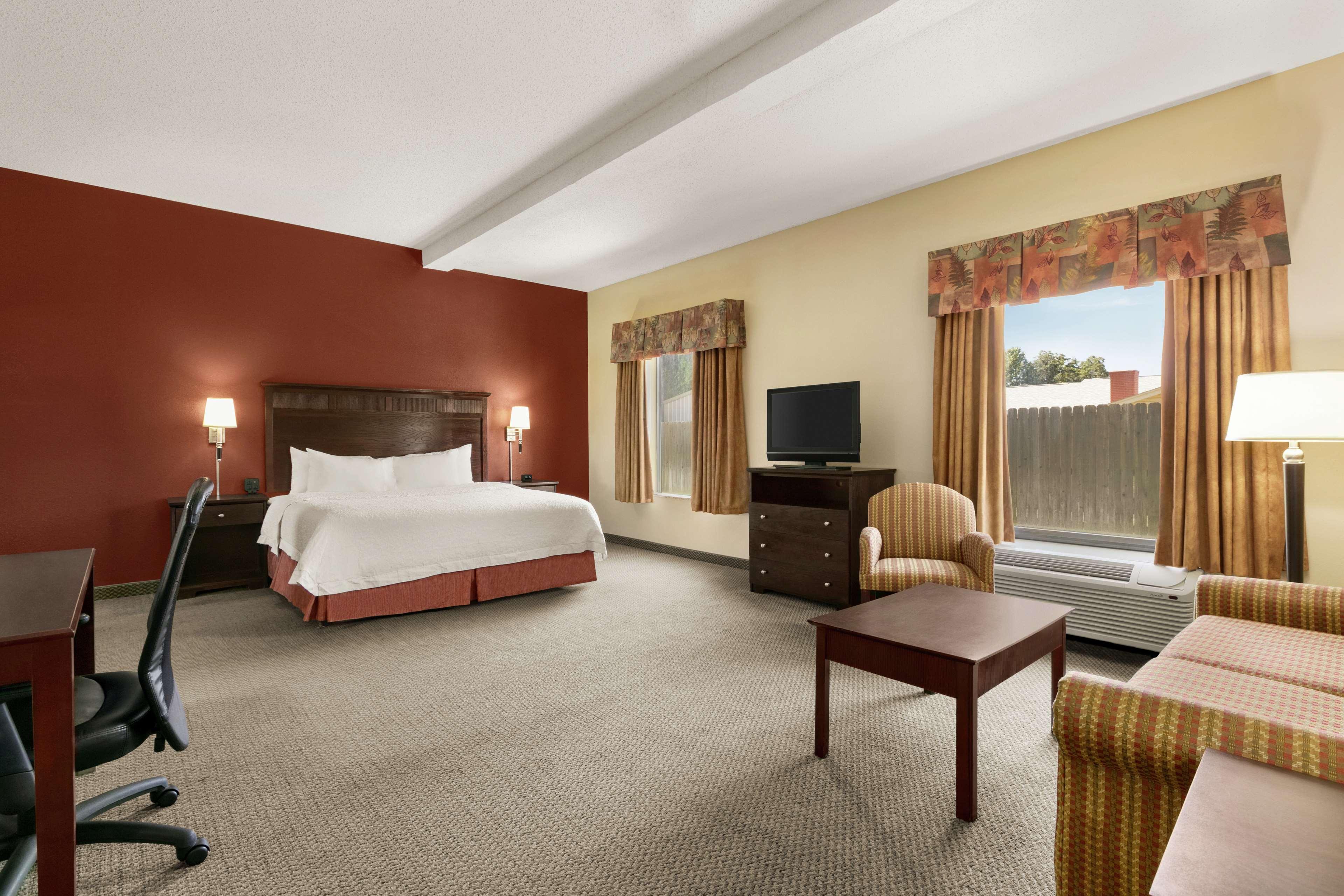 Hampton Inn & Suites Lawton Bagian luar foto