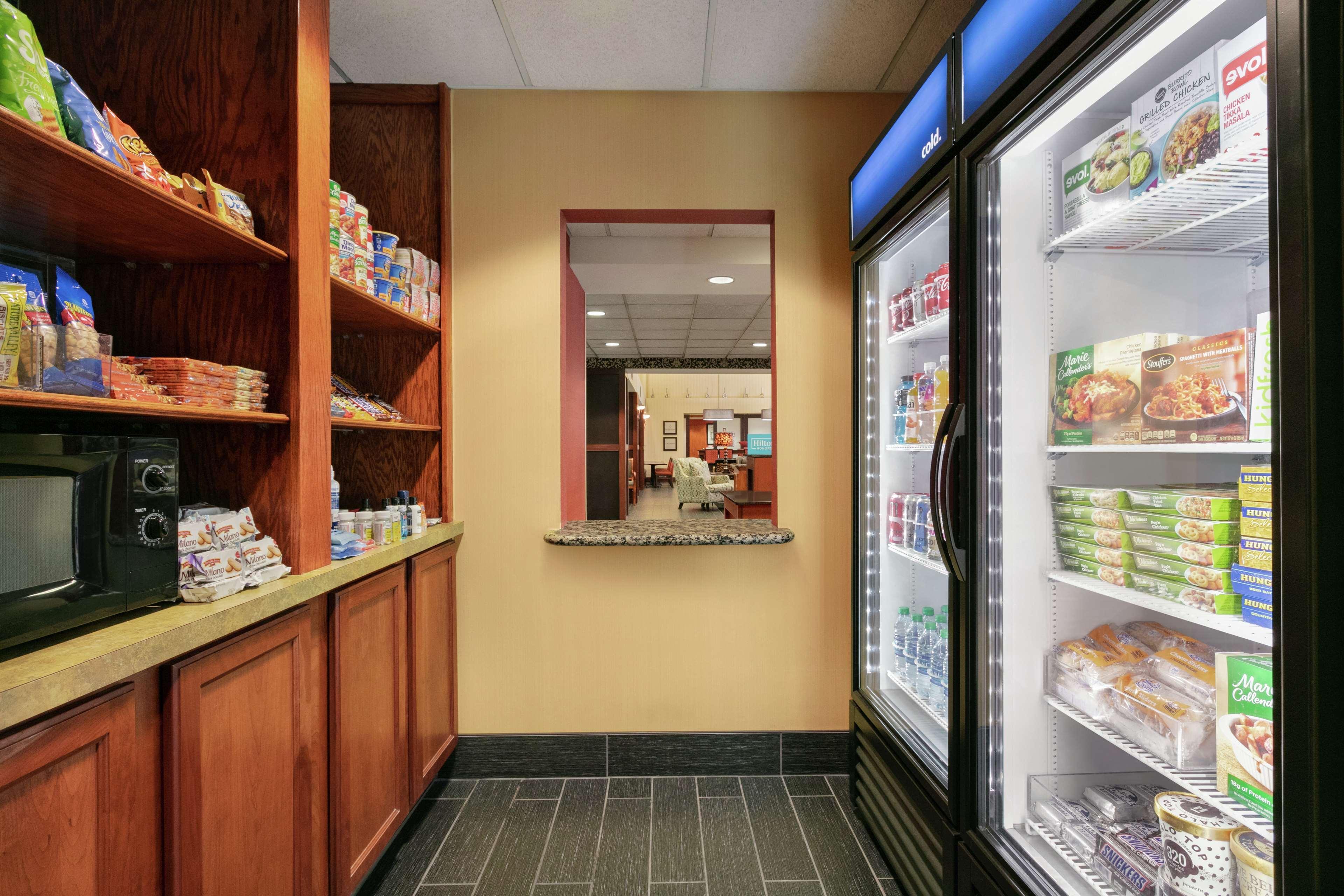 Hampton Inn & Suites Lawton Bagian luar foto