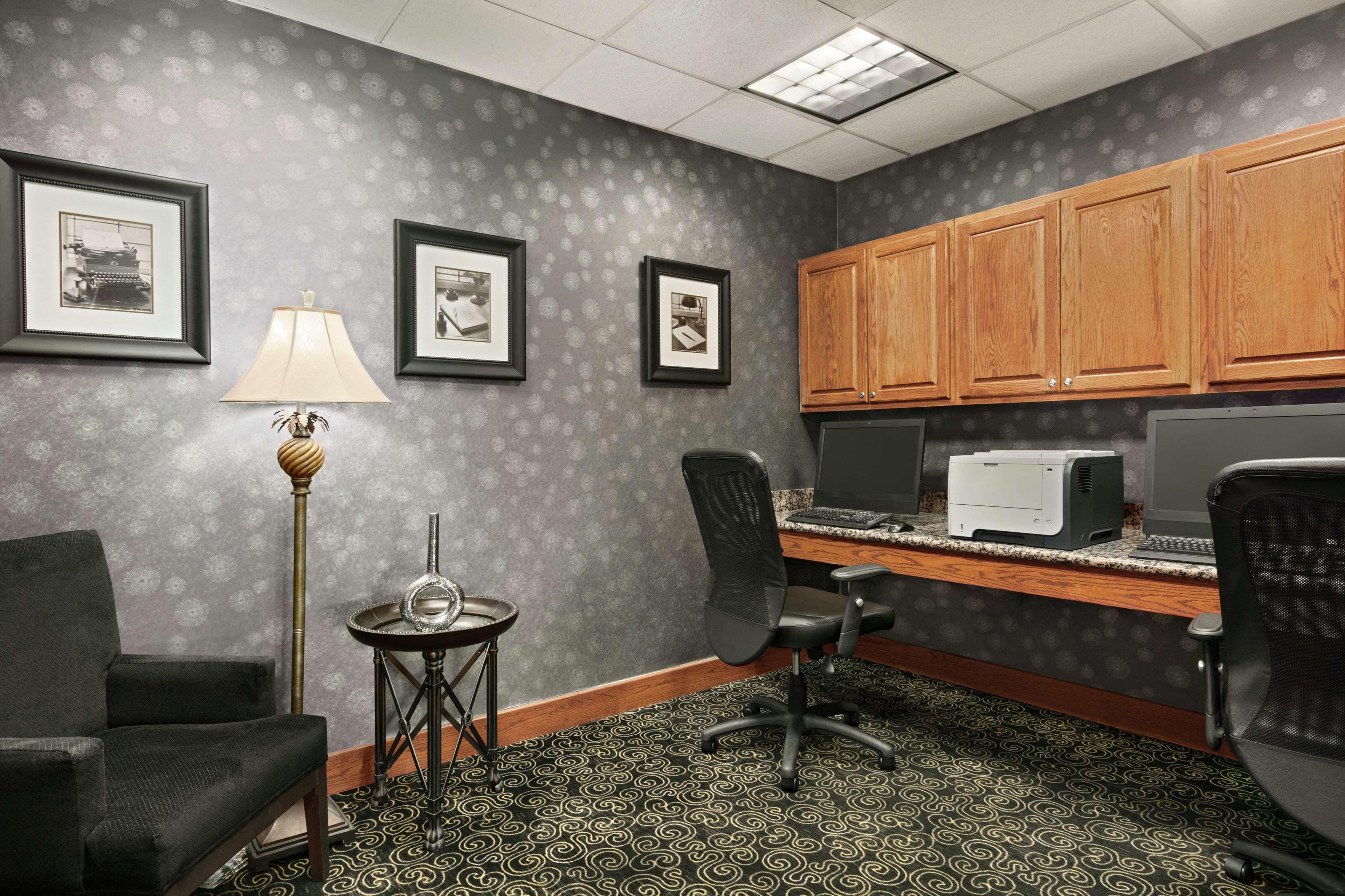 Hampton Inn & Suites Lawton Bagian luar foto