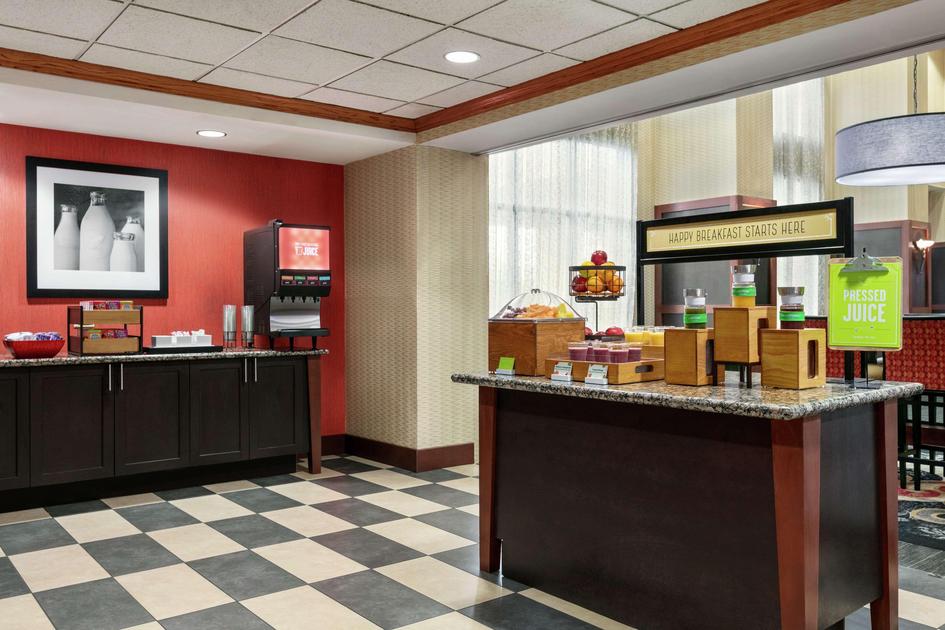 Hampton Inn & Suites Lawton Bagian luar foto