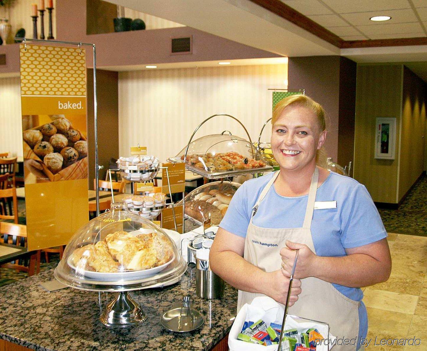Hampton Inn & Suites Lawton Restoran foto