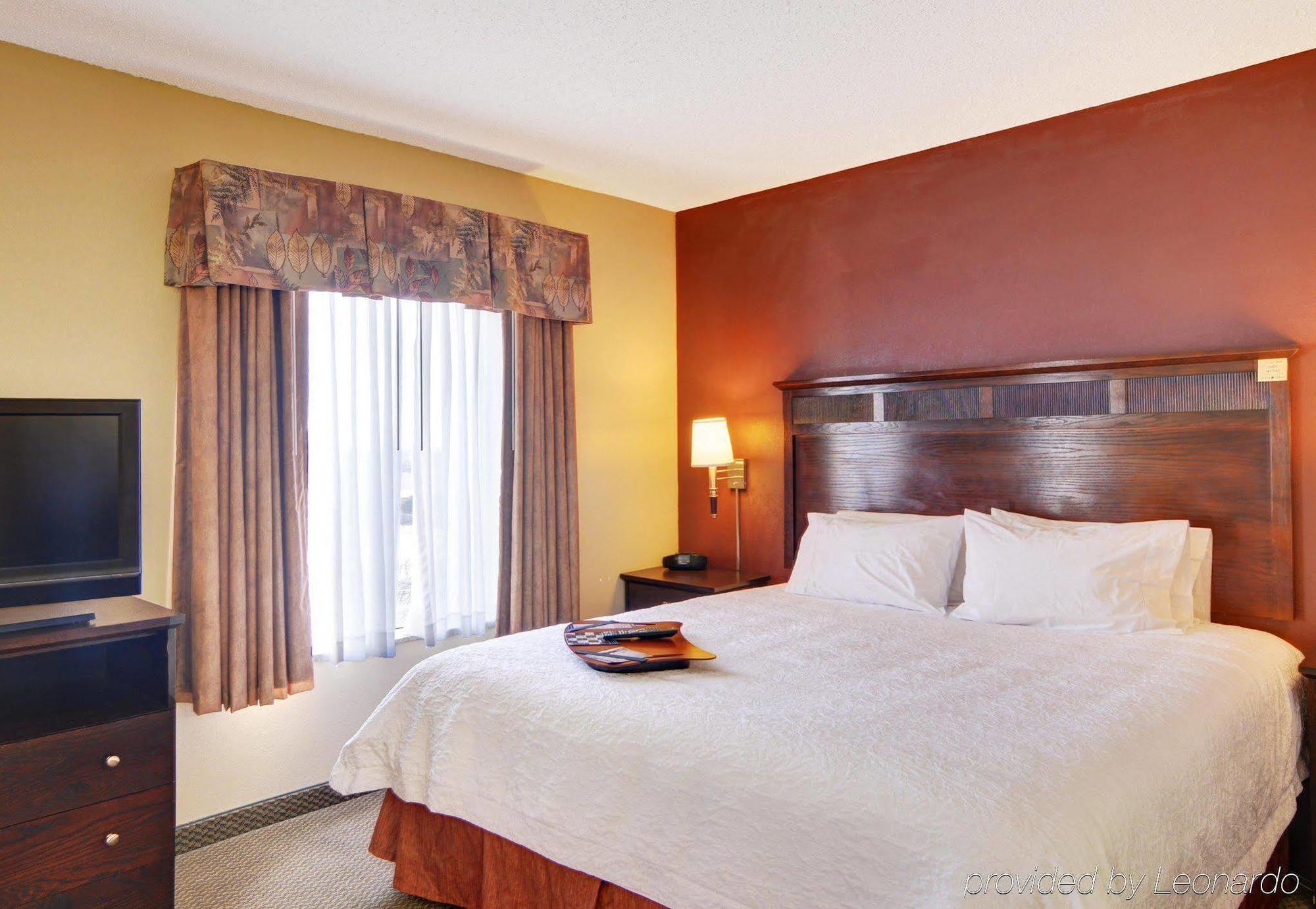 Hampton Inn & Suites Lawton Bagian luar foto