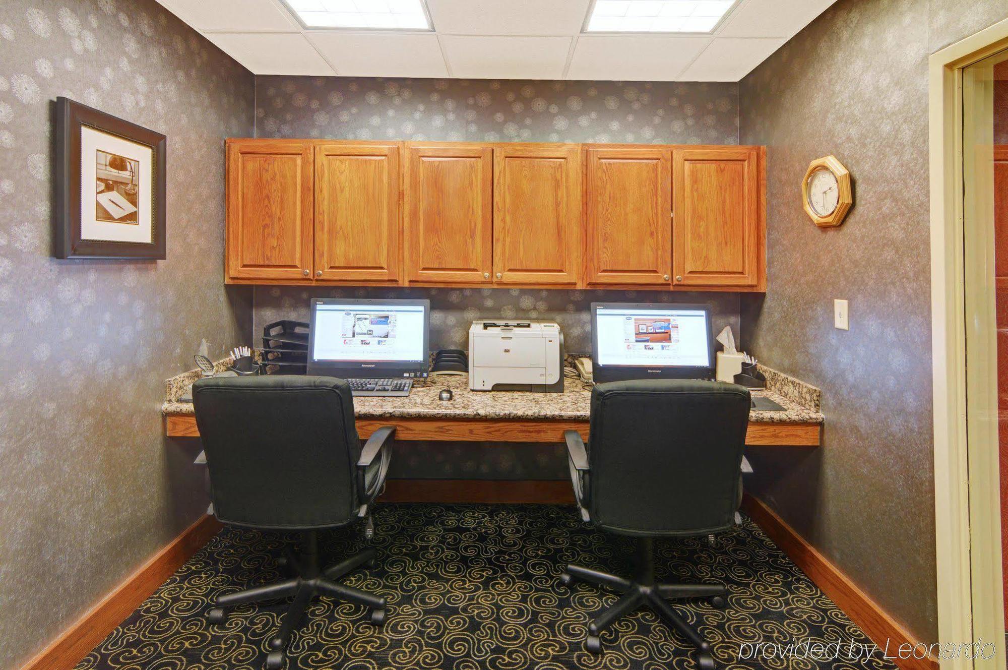 Hampton Inn & Suites Lawton Bagian luar foto